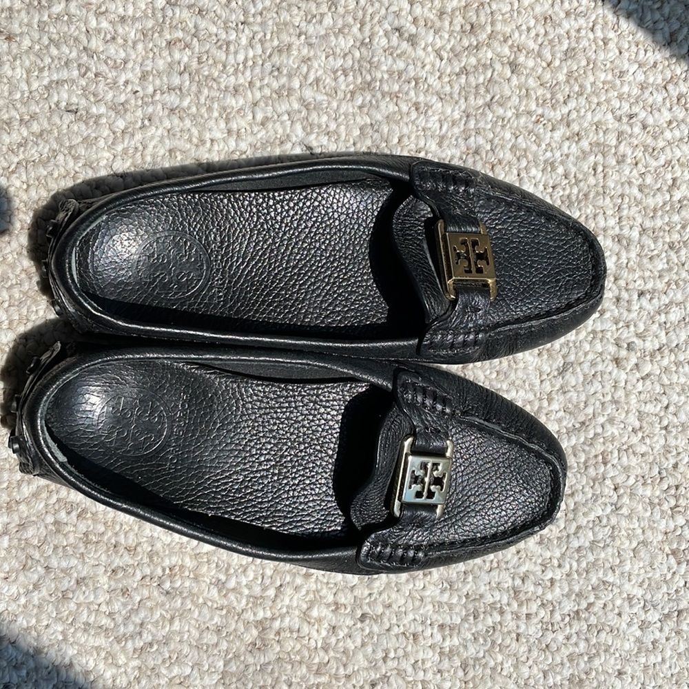 Tory Burch black leather loafers - Picture 3 of 3